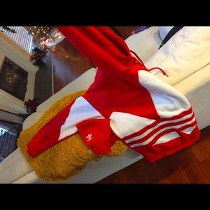 Adidas sweater